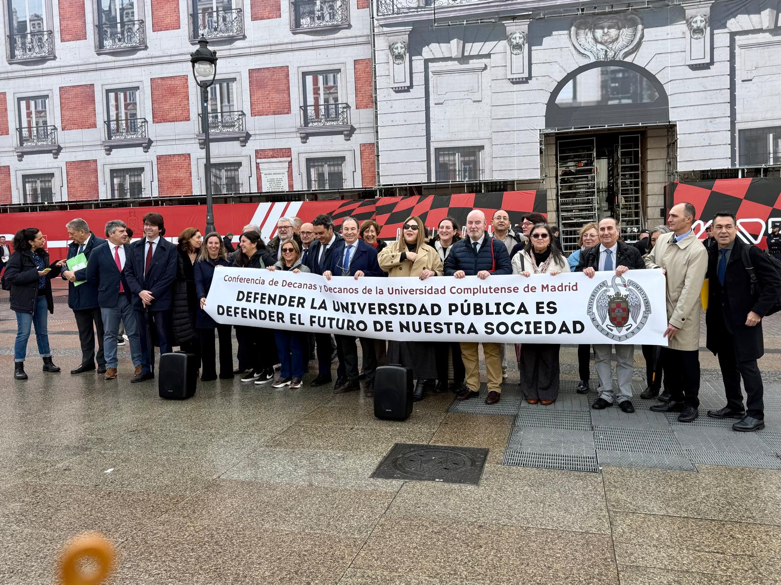 Manifiesto de las Decanas y los Decanos de la UCM en defensa de la Universidad Pública
